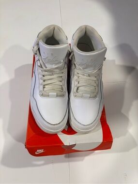 Men’s Nike Flight Legacy Triple White BQ4212-101/ Size 13 w/ Box Pre-Owned